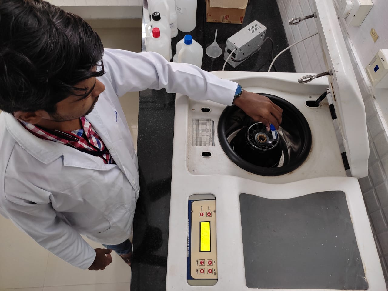 Cold Centrifuge